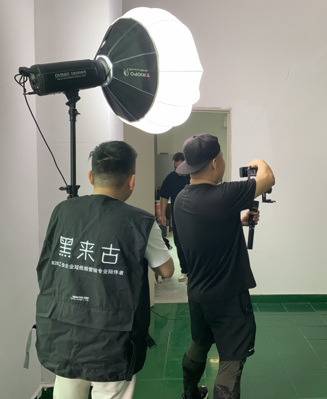 深圳佛山抖音短视频代运营公司收费标准解析！B2B工业制造行业